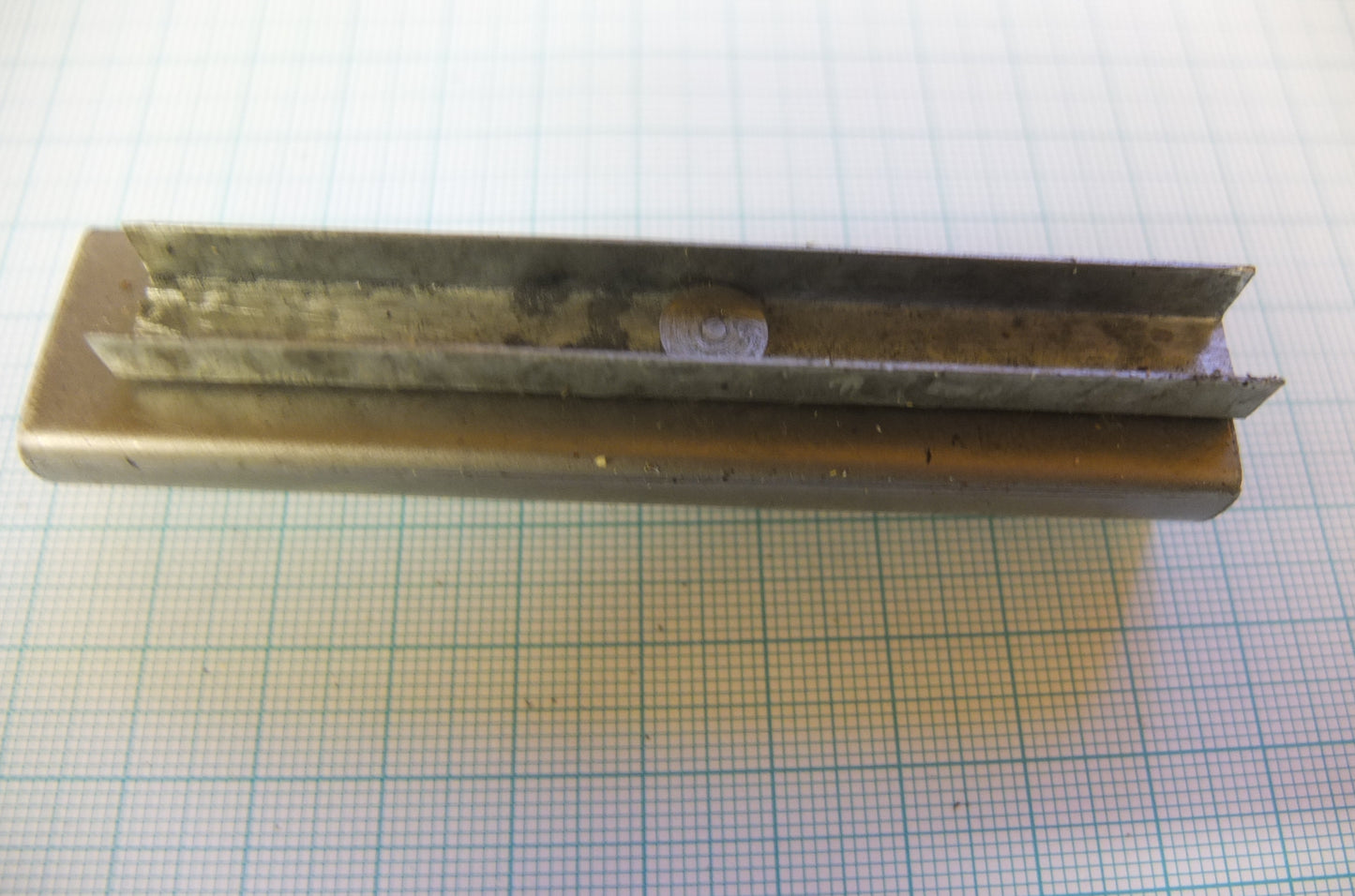 P13/022 Throttle Twist Grip Channel (early S7 1")