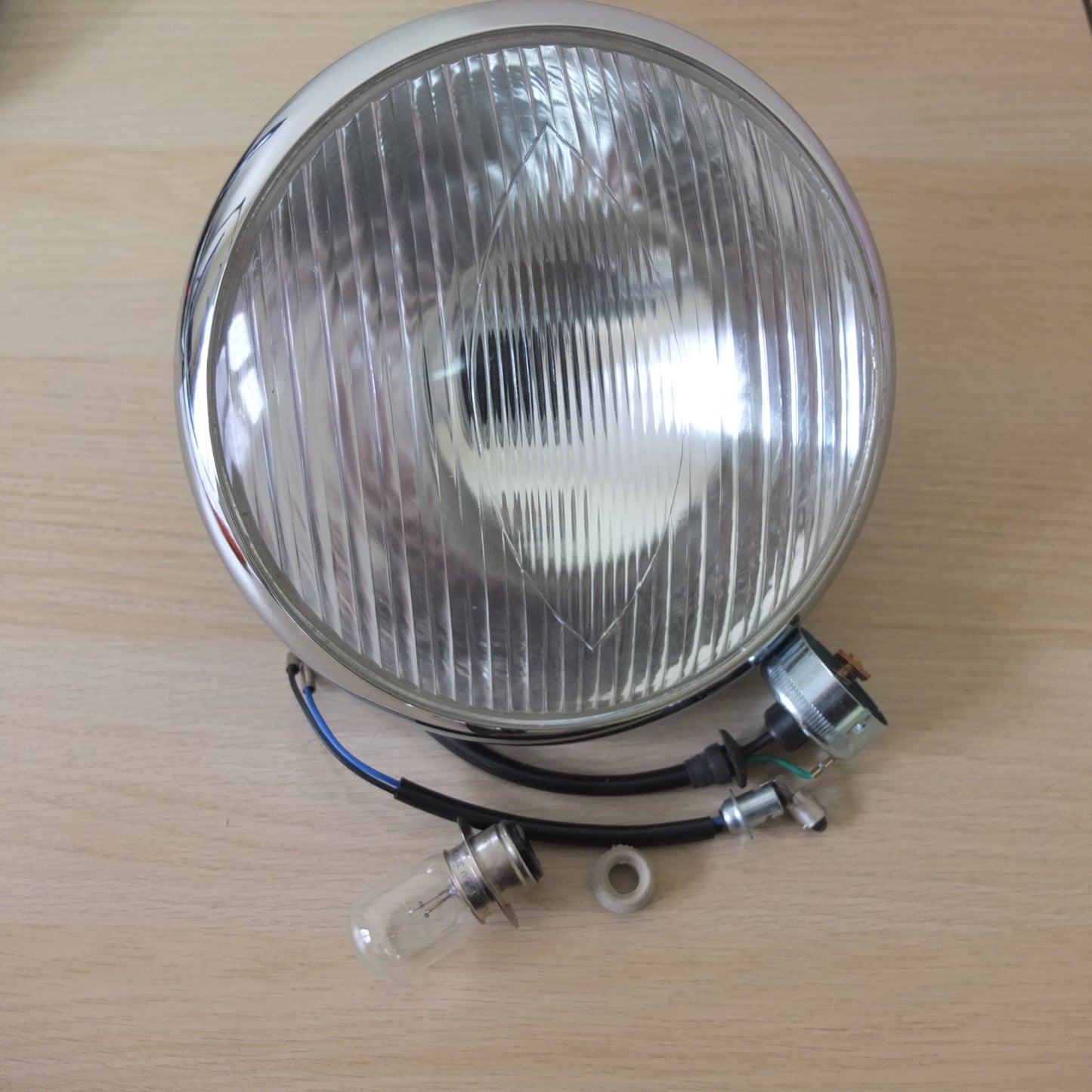 P5/060C Headlamp Glass and reflector unit 8" pattern