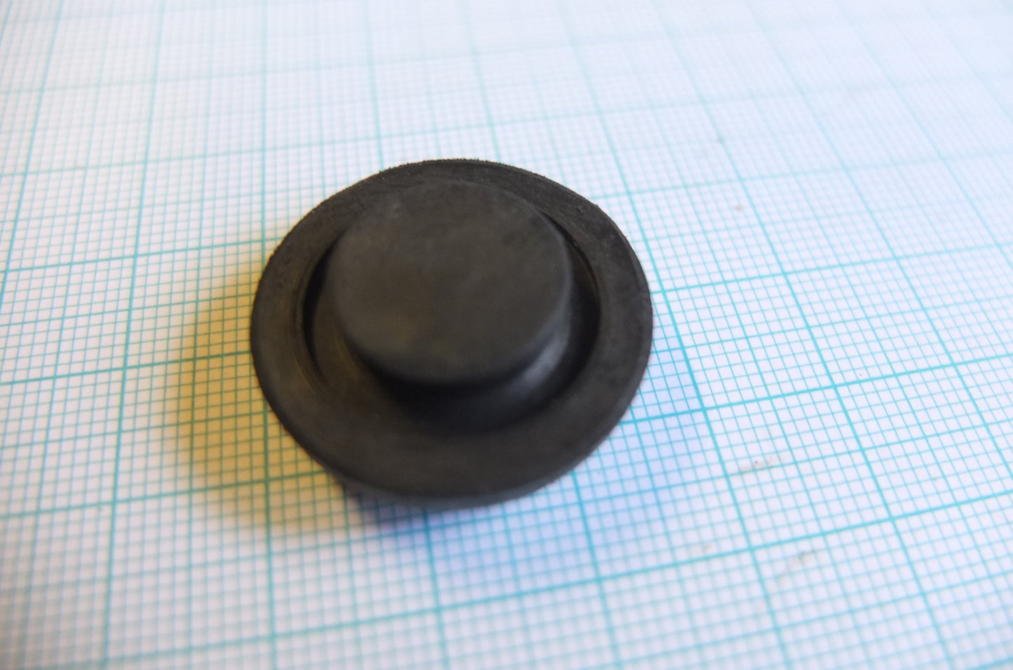 P3/043 Battery Carrier Rubber Insert