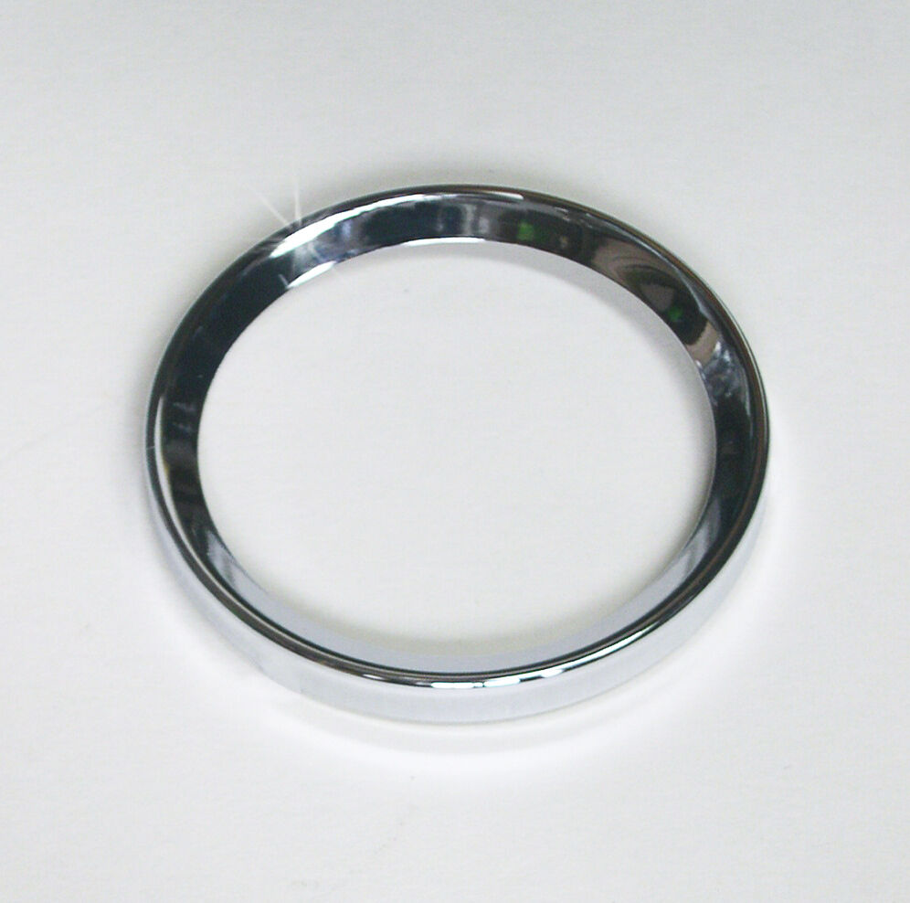 P5/062A Speedometer chrome bezel