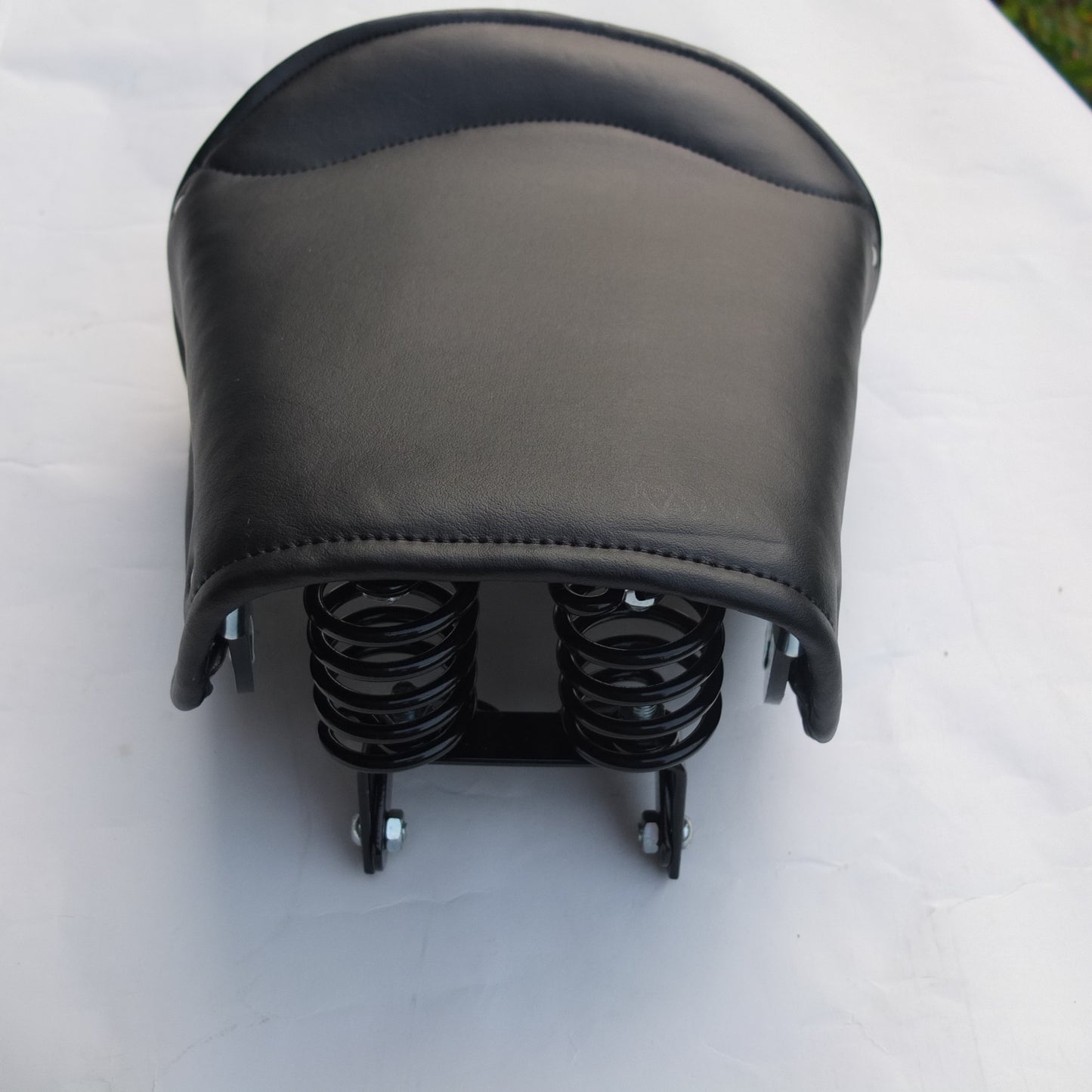 P9/113 Pillion Seat - Complete