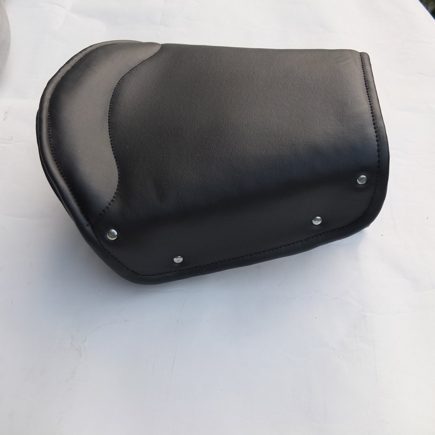 P9/113 Pillion Seat - Complete