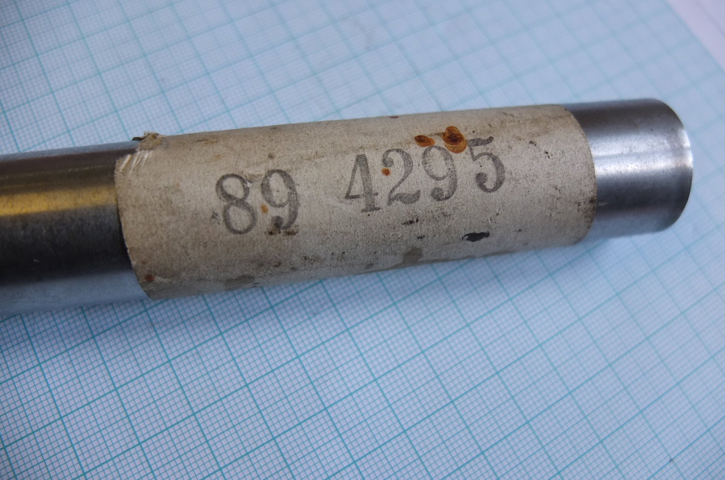 P3/067 S8 Plunger Column- Offside