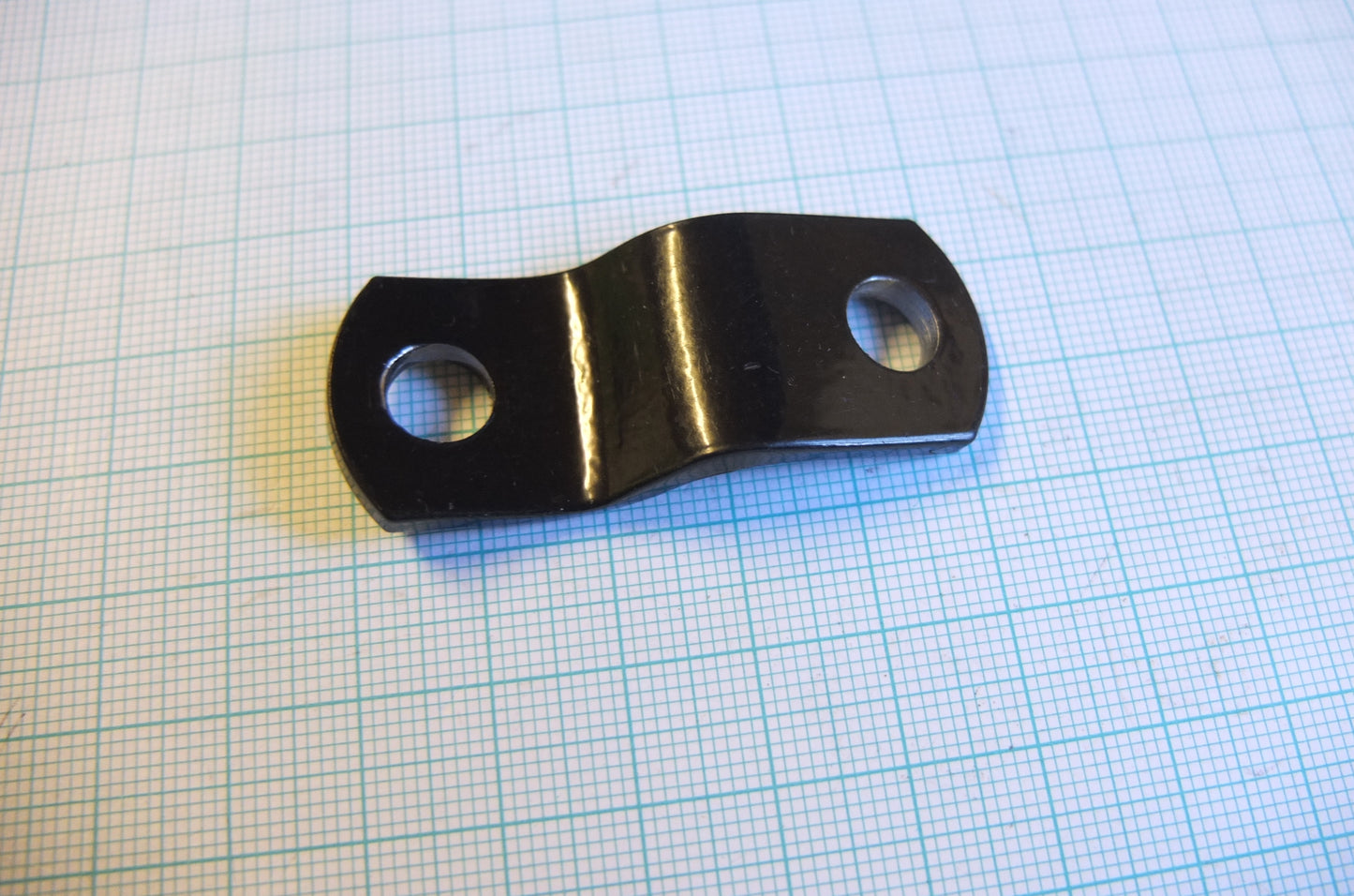 P4/105 S7 Saddlle suspension link (outer)