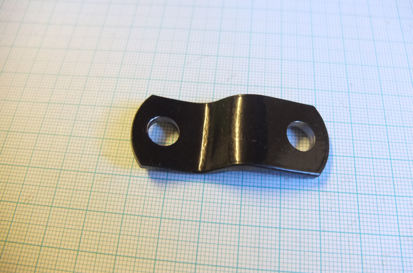 P4/105 S7 Saddlle suspension link (outer)