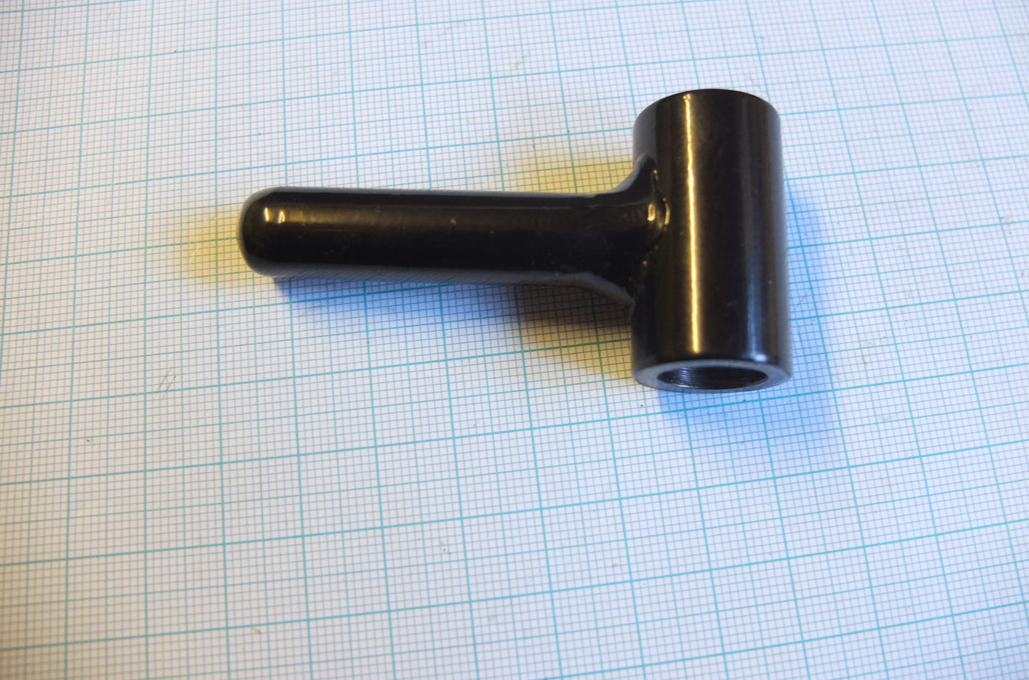 P4/110 Seat spigot (with bolt & bush)