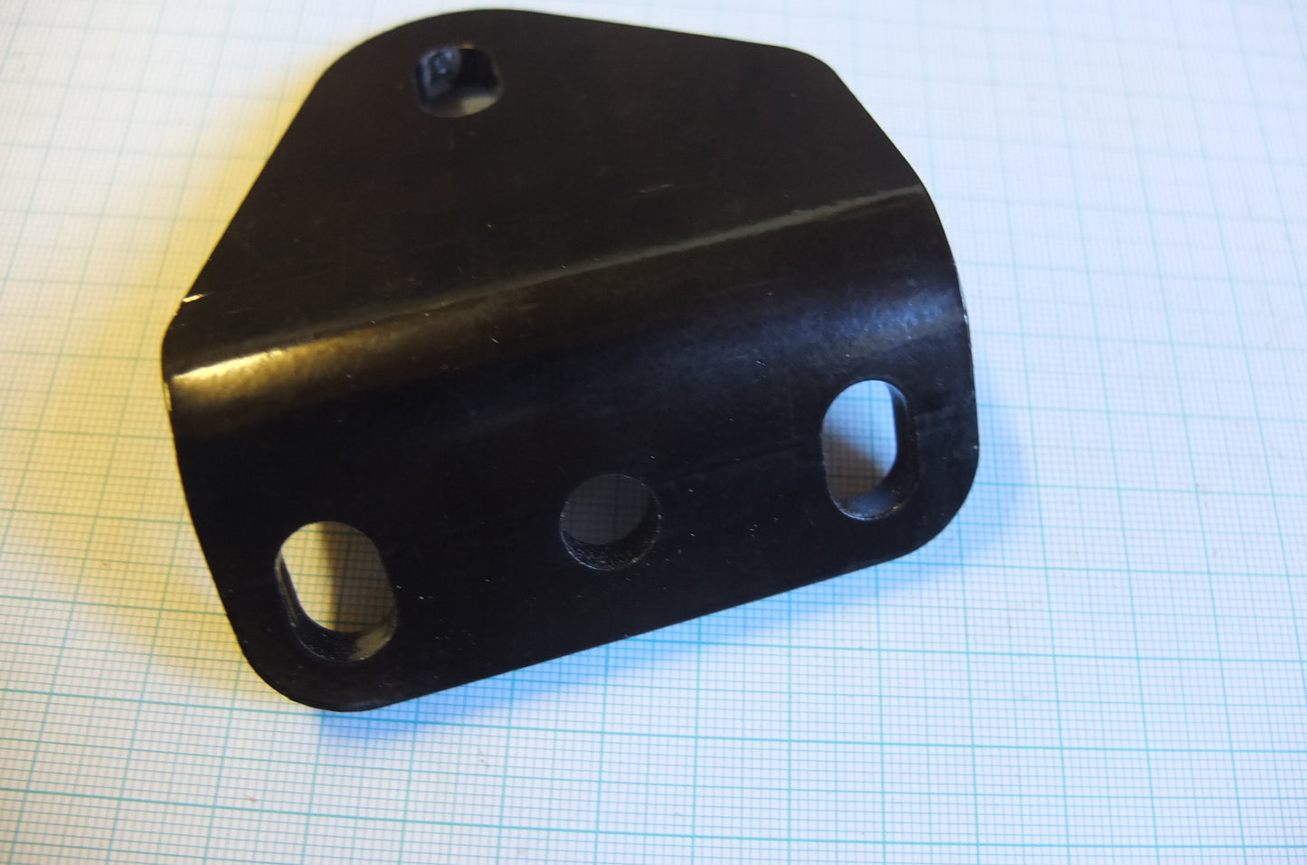 P4/138 Rear mounting bracket