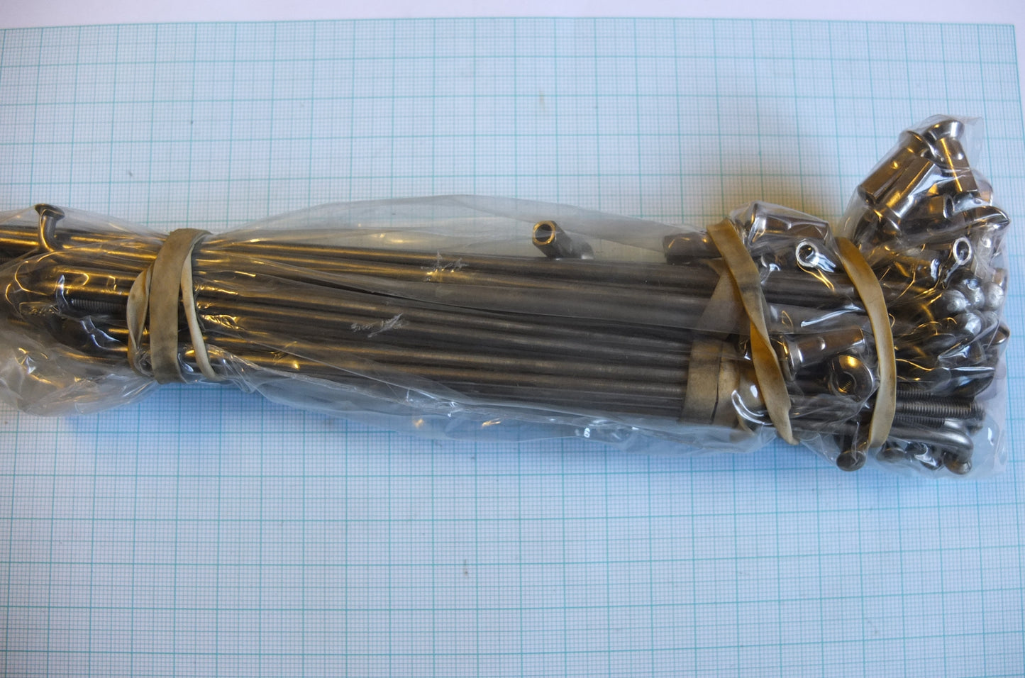P8/072B Spokes & Nipples for S7 wheel