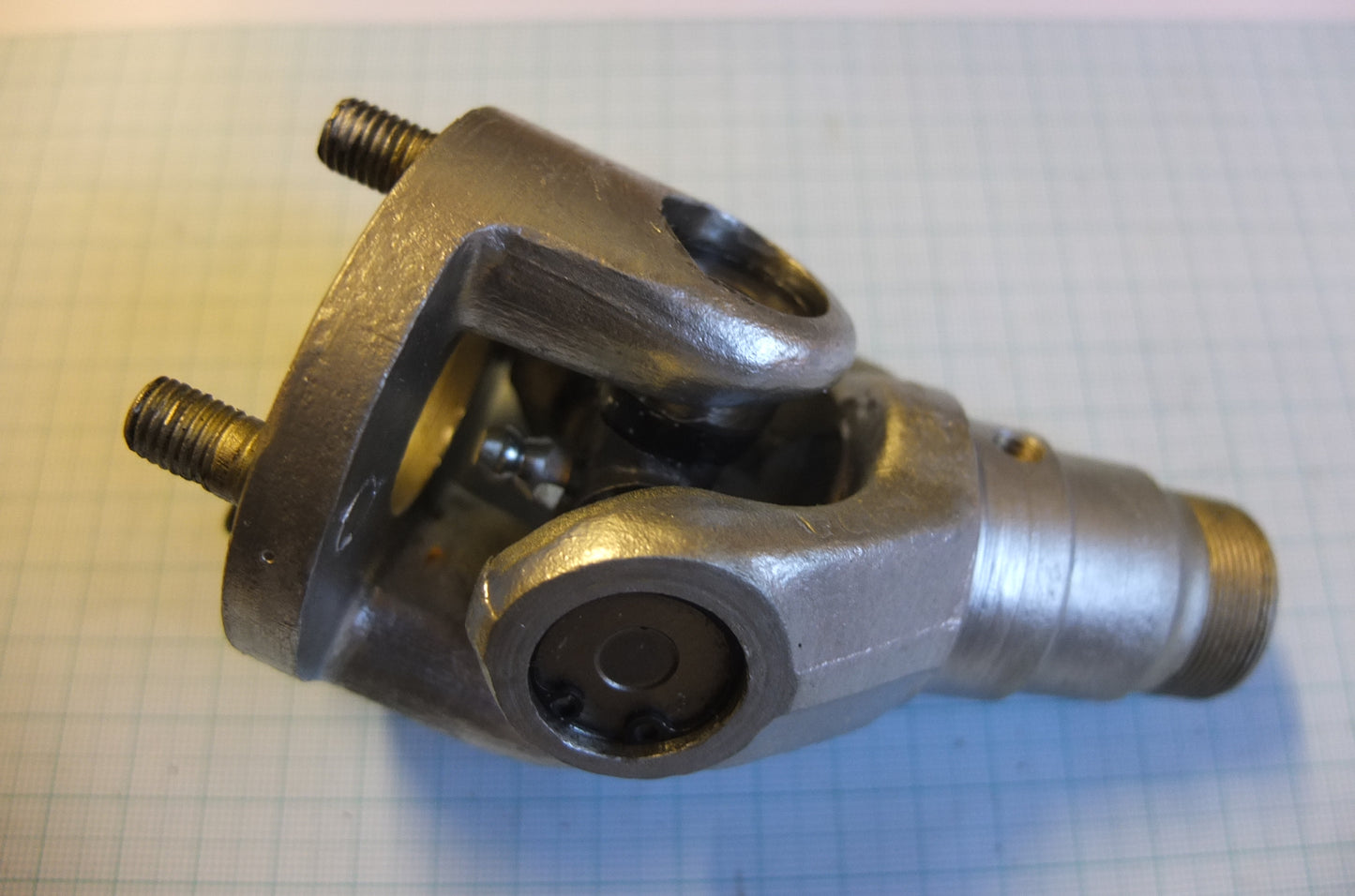 P8/023 Rear Universal Joint (S/H)