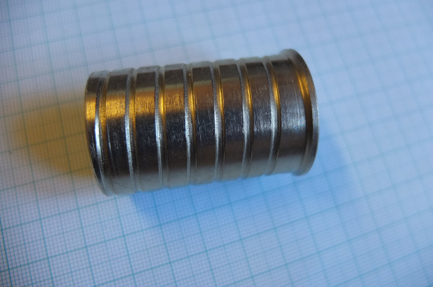 P8/044 Distance piece