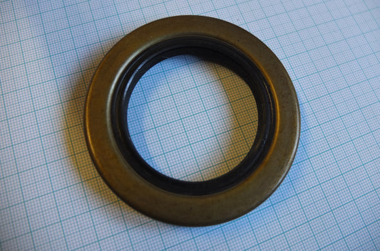 P8/063 Worm Drive Housing Oil Seal
