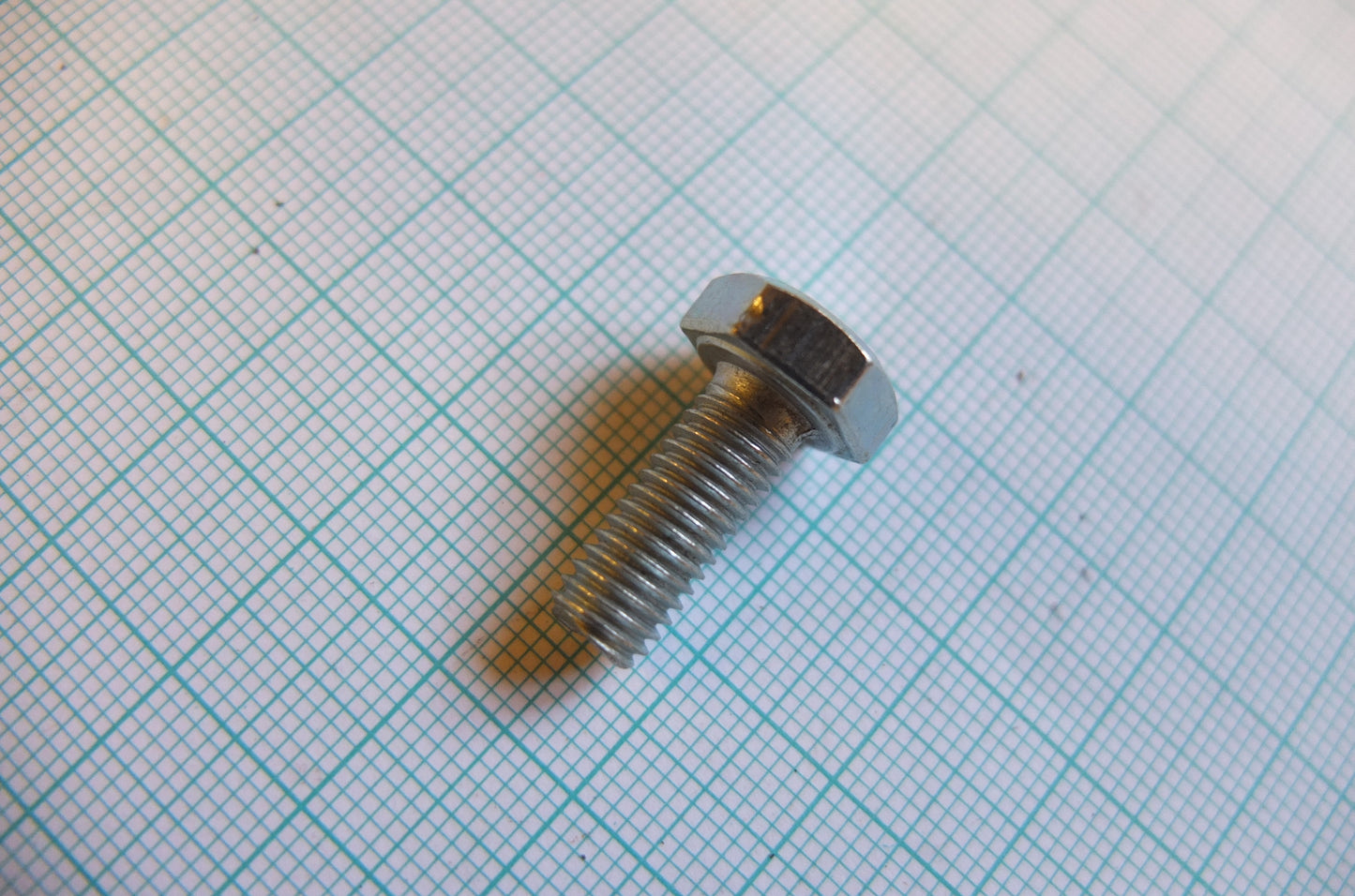 P9/056 Tank Bolt 1/4"