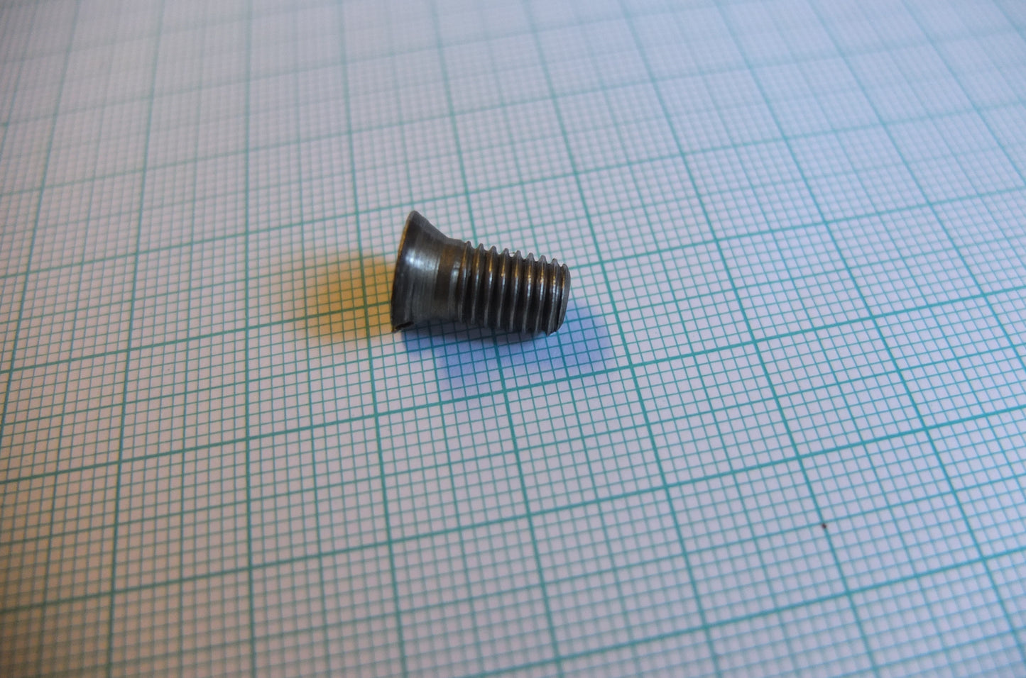 P1/228 Pole Shoe Screw