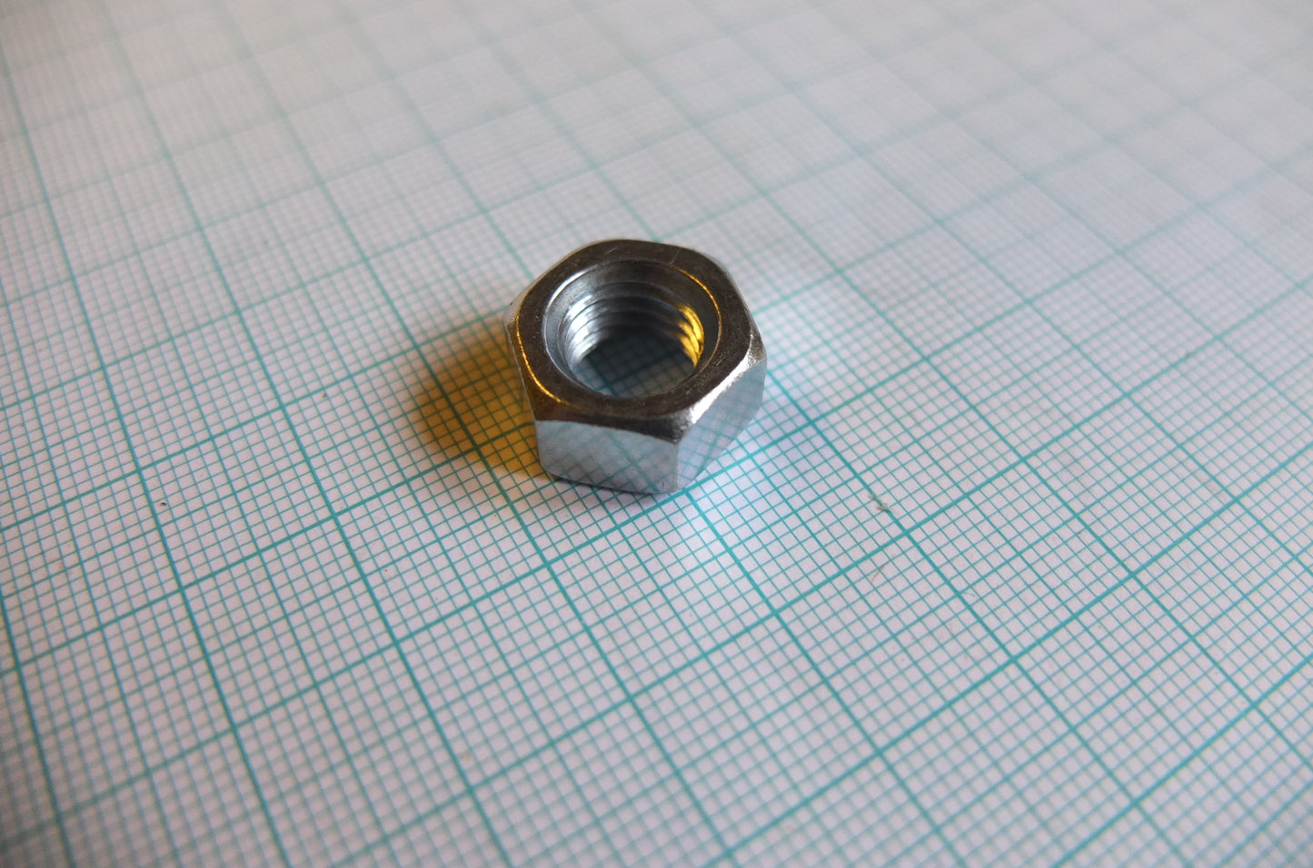 P3/016 Control box nut