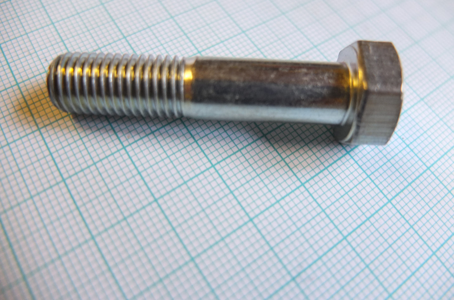 P4/026 Engine Mounting Bolt
