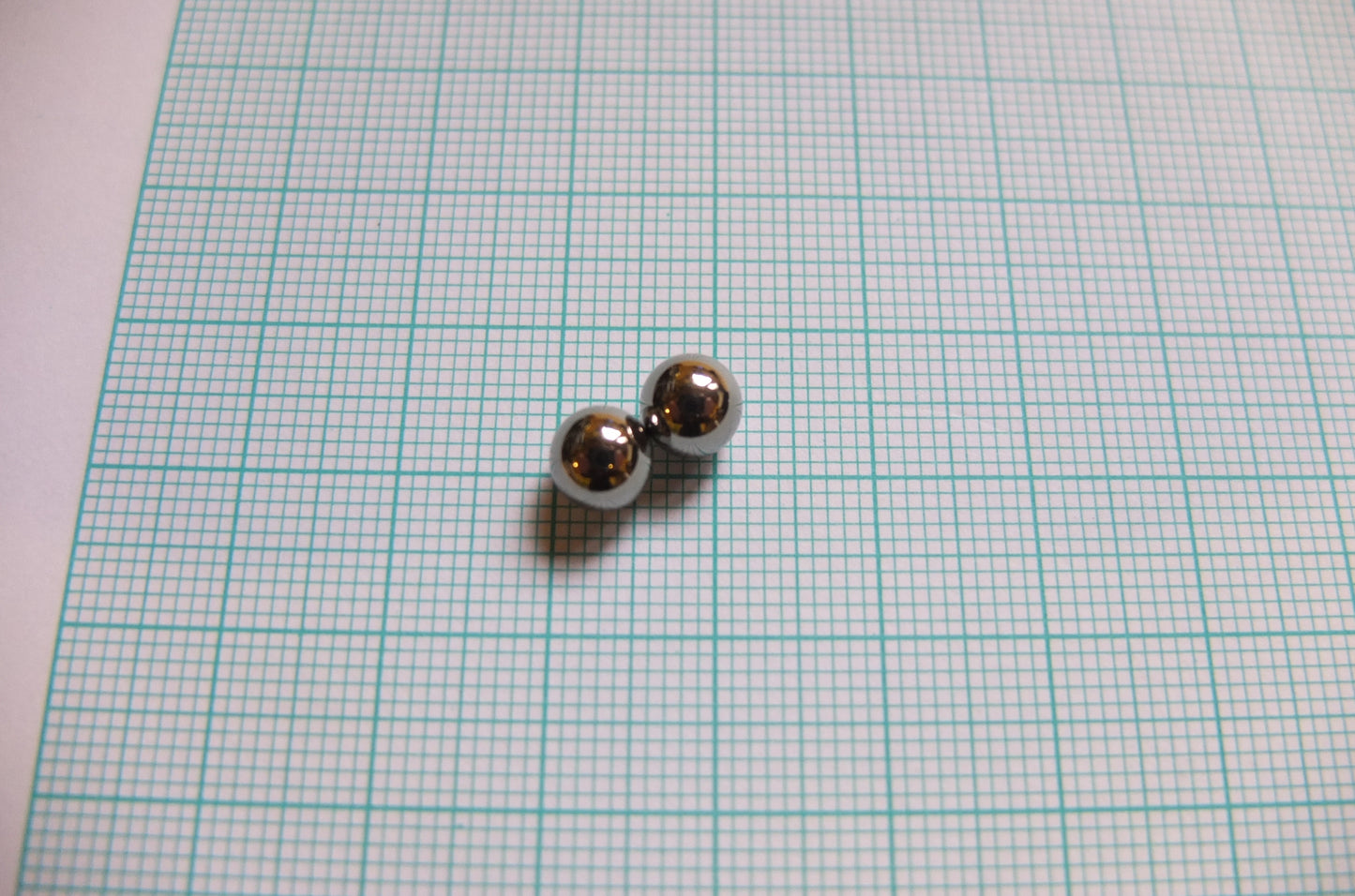 P5/032 Headrace Balls - top/bottom