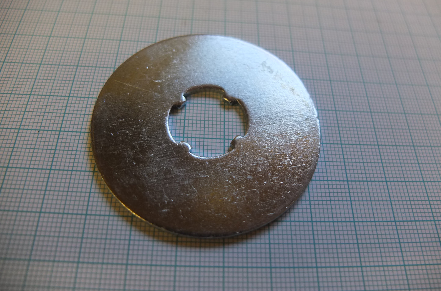 P5/042 Steering Damper Bottom Plate