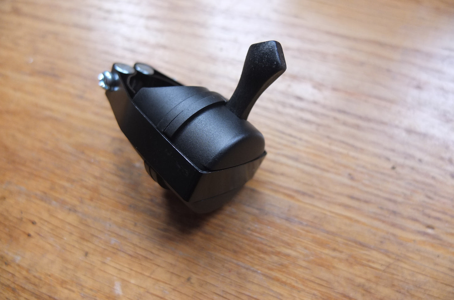 P9/121 Dipswitch- handlebar fitting