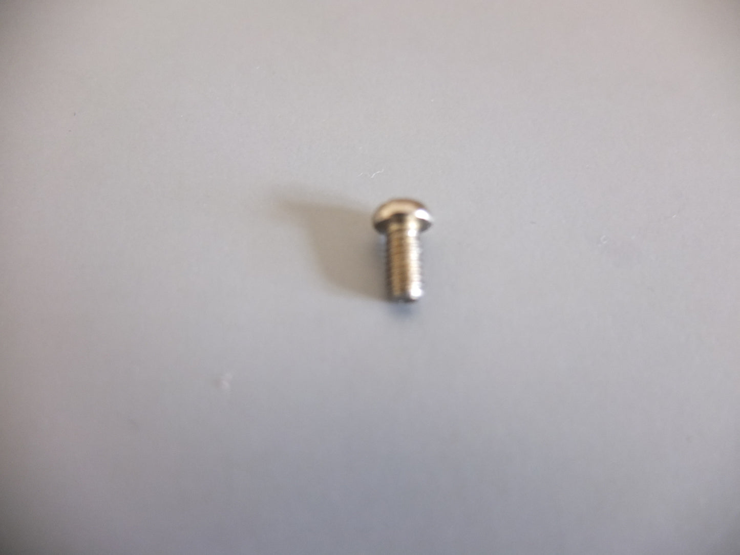 P9/120 Original Horn Push Replacement Screw