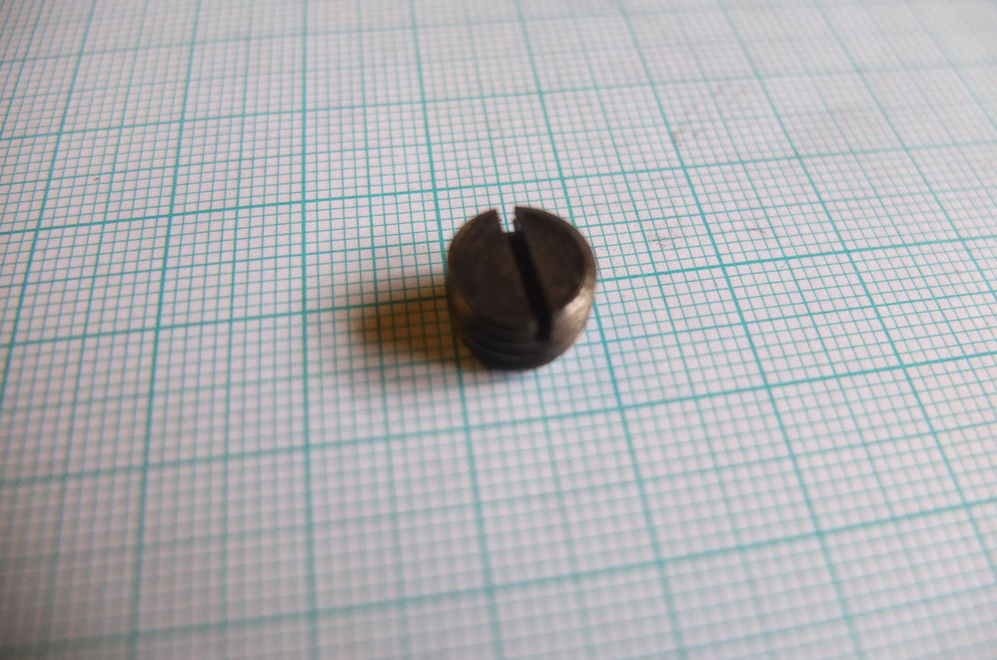 P1/184 End cover plug