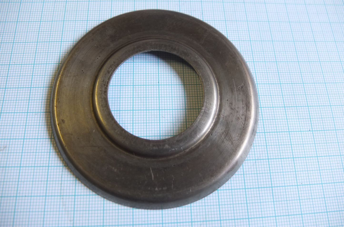 P1/166 Crank shaft oil thrower