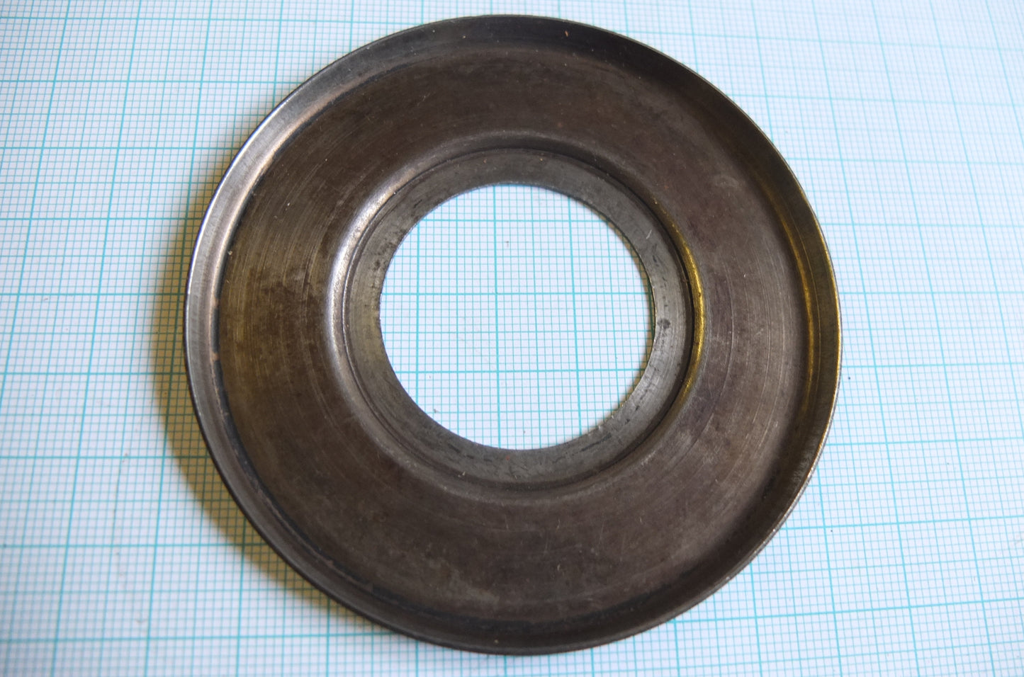 P1/166 Crank shaft oil thrower