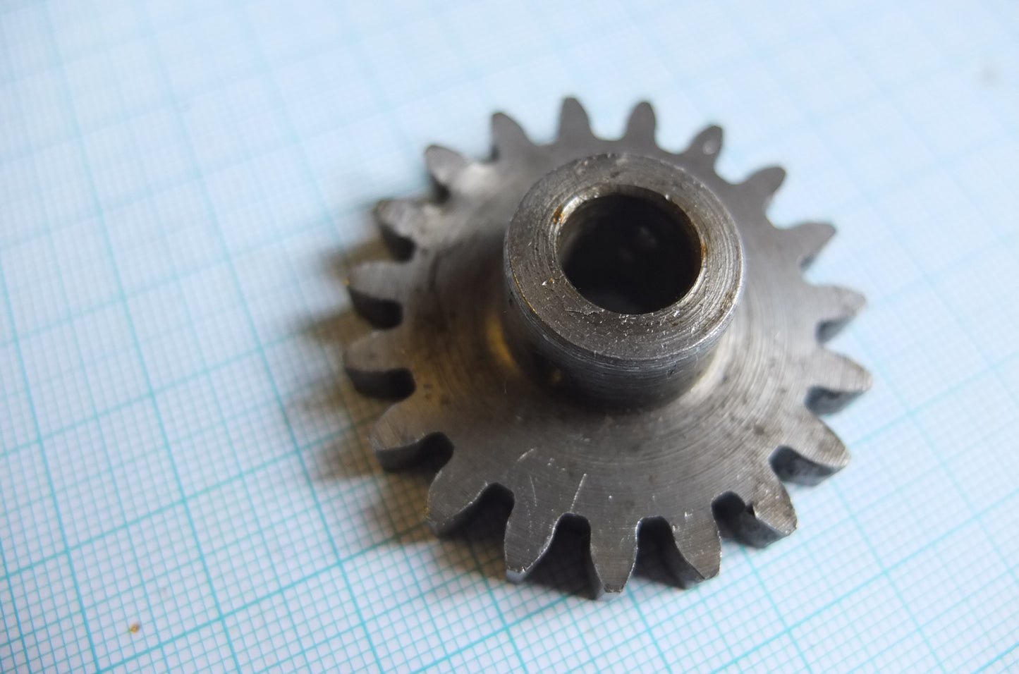 P1/165 Oil pump driving gear