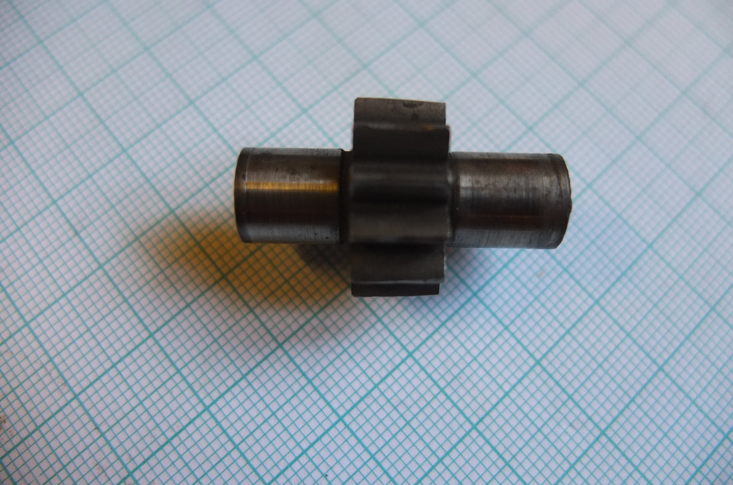 P1/180 Oil pump idler gear