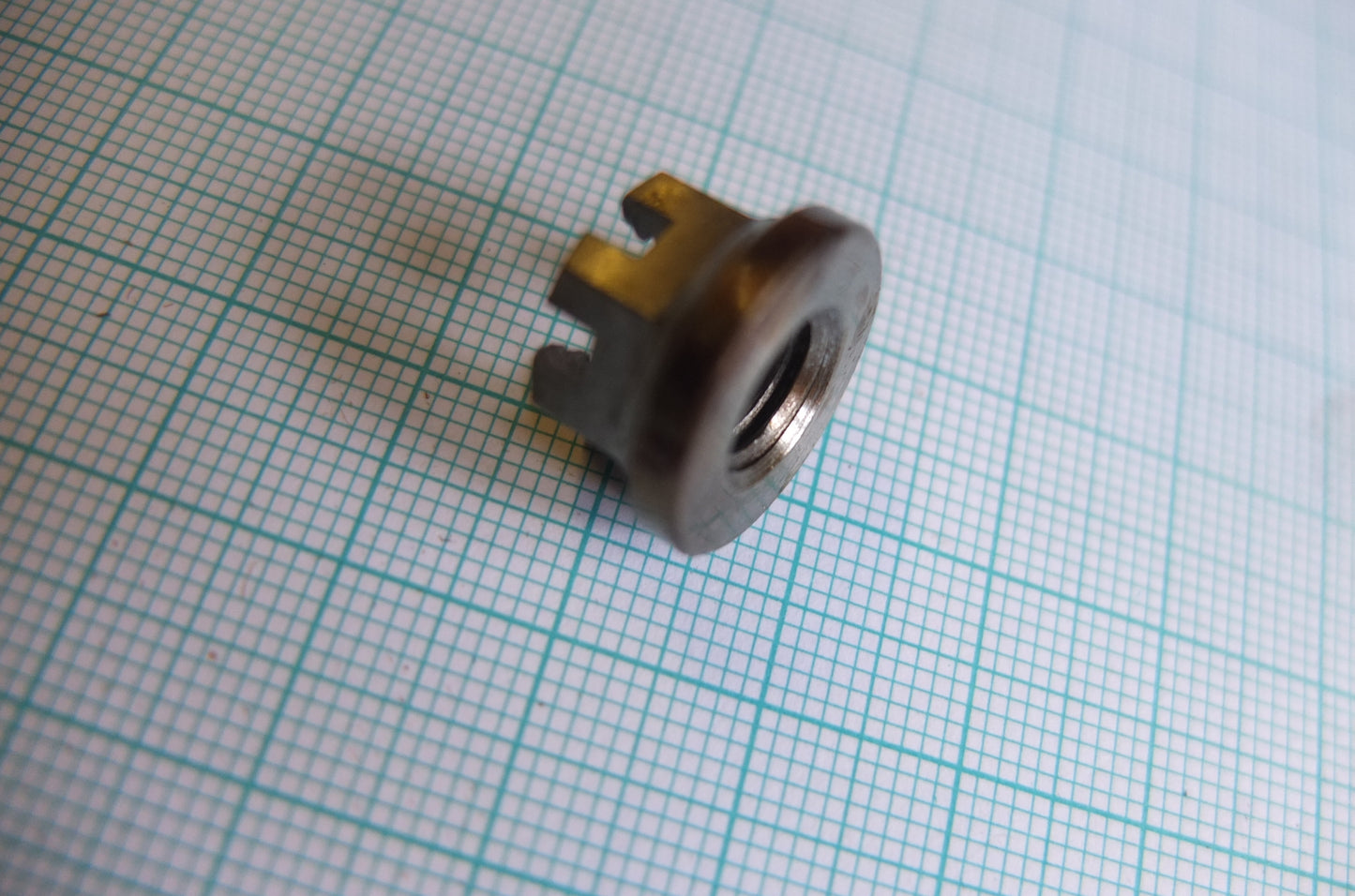 P1/203 Bigend nut