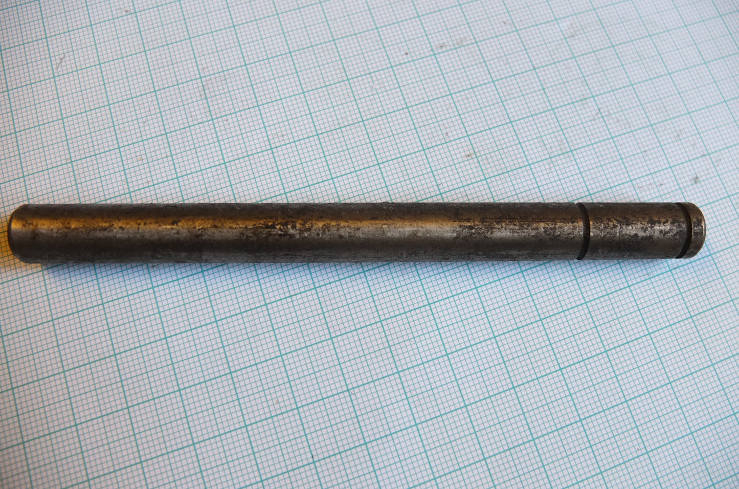 P2/050 Selector fork shaft