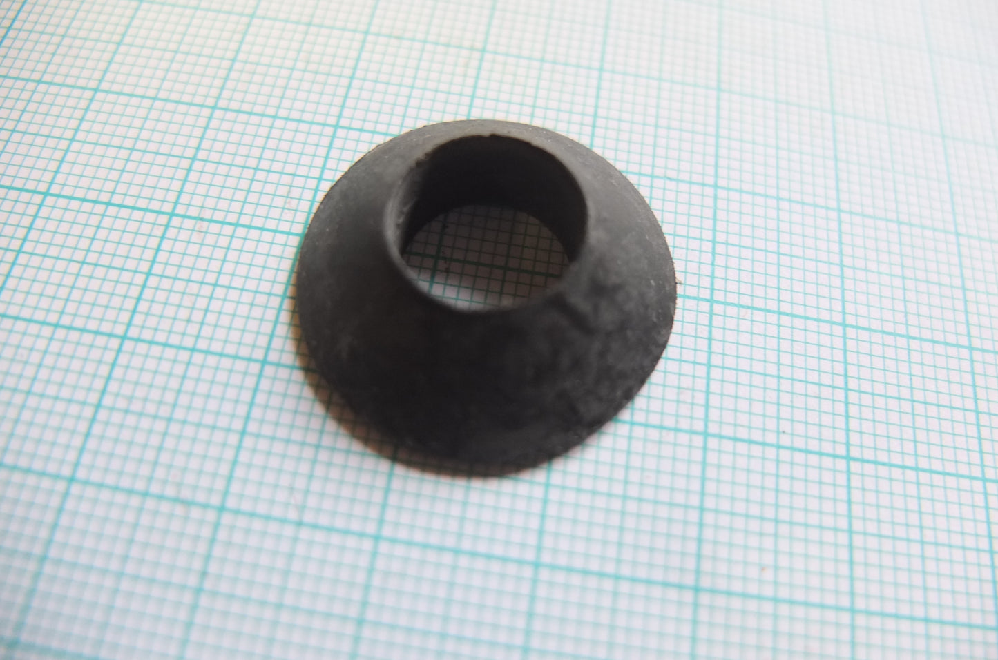 P2/108 Gearchange Ext.Conical Oilseal