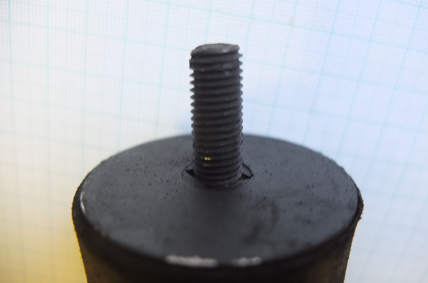P4/144 Rear Mounting Rubber