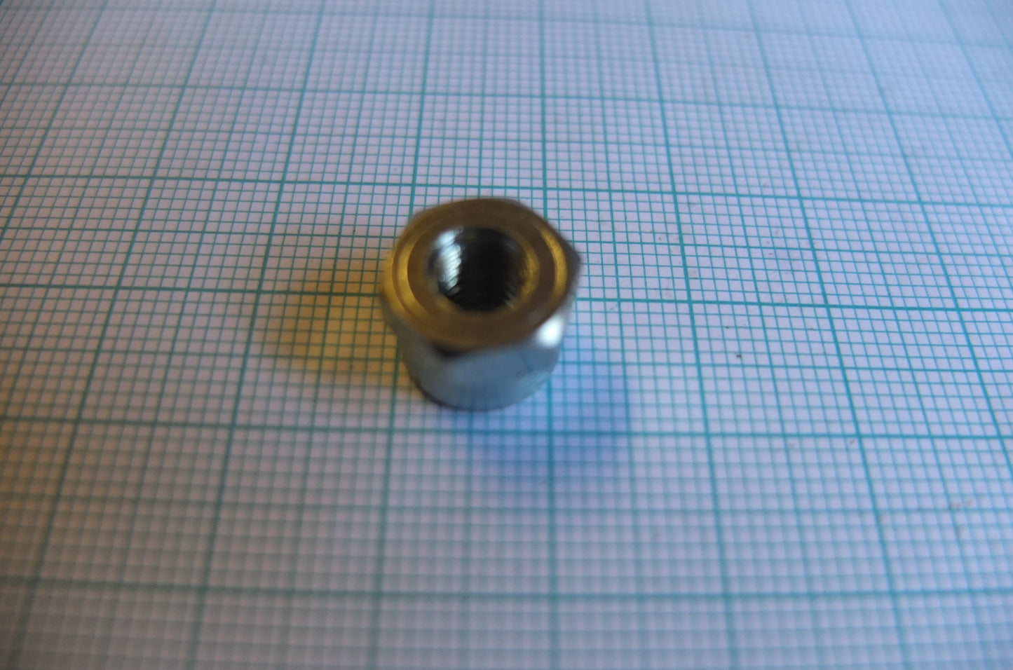 P2/024 Oil filler cap shouldered nut