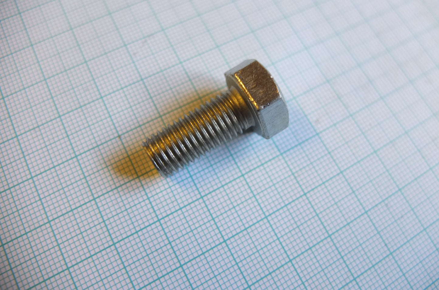 P3/014 Toolbox Fixing Bolt
