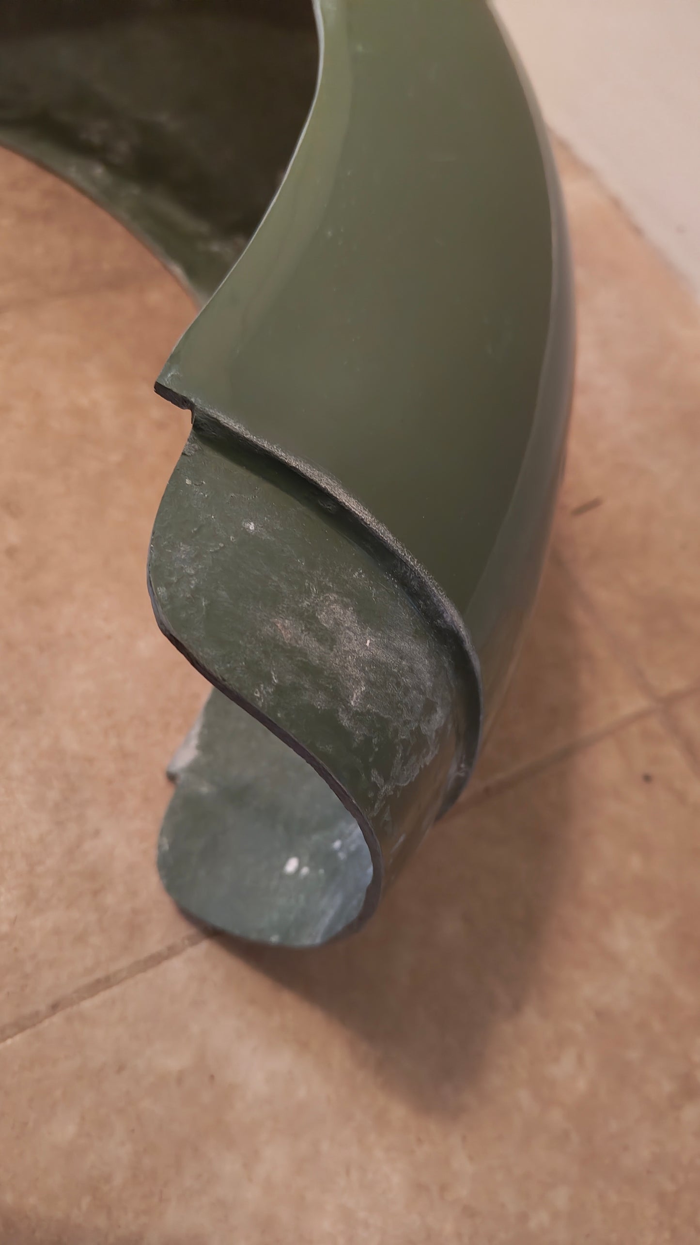 P9/092 S7 Upp.Rear Mudguard fibreglass