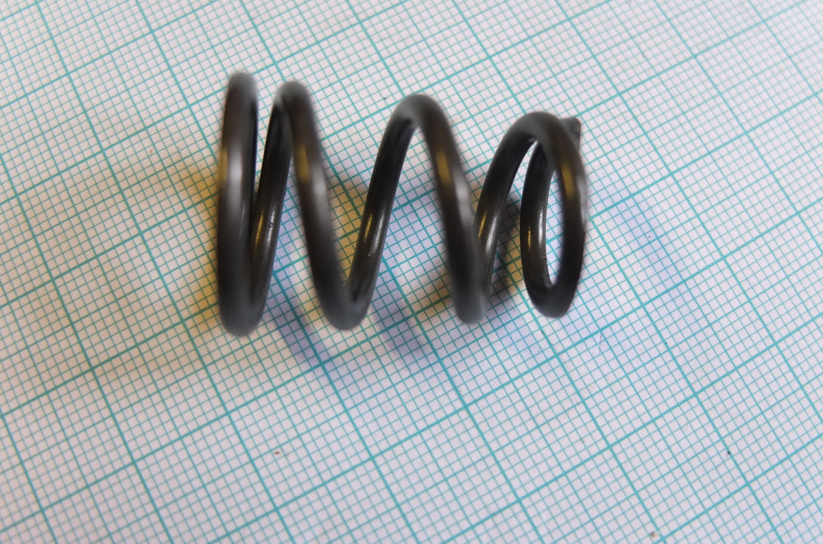P01 Guide Spring P4/041 Top Mounting Spring – Stewart Engineering