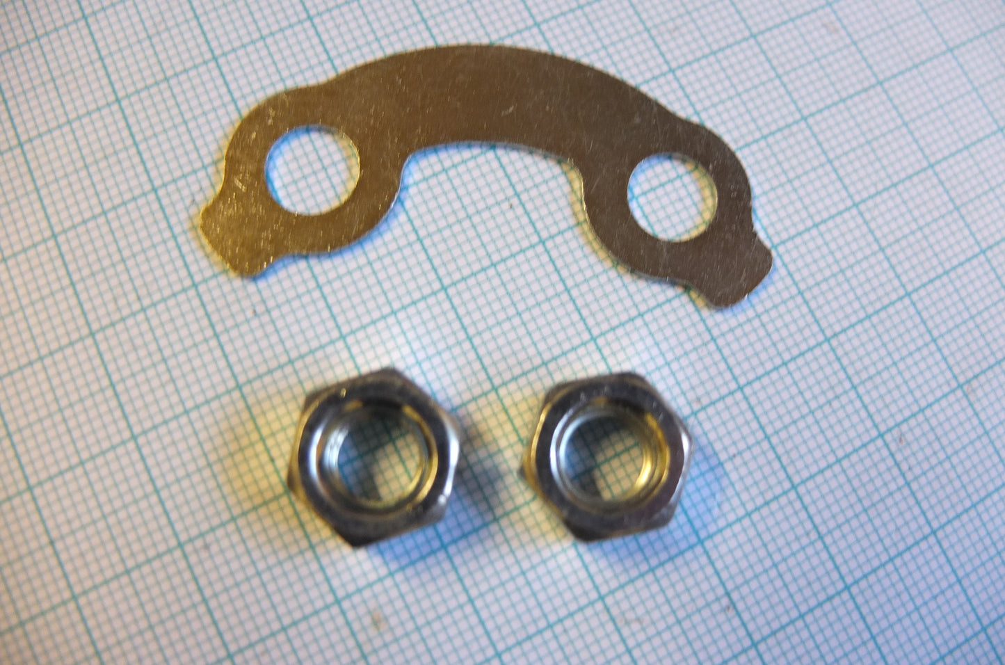 P8/019 Tab washer + nuts