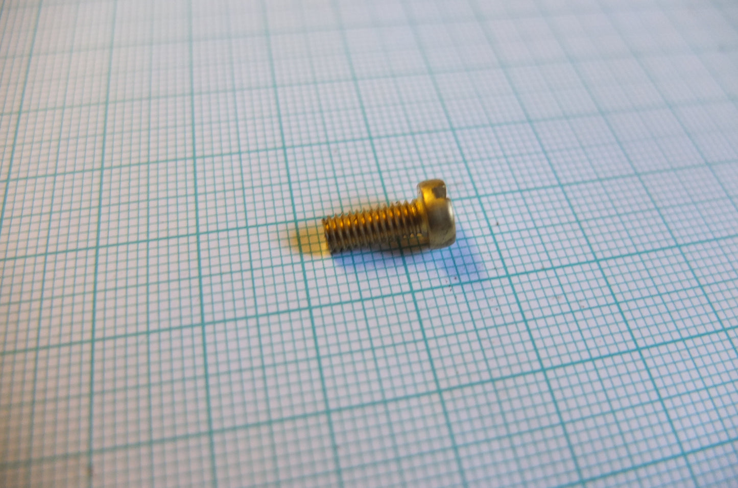 P11/040A Distributor rotor carrier screw
