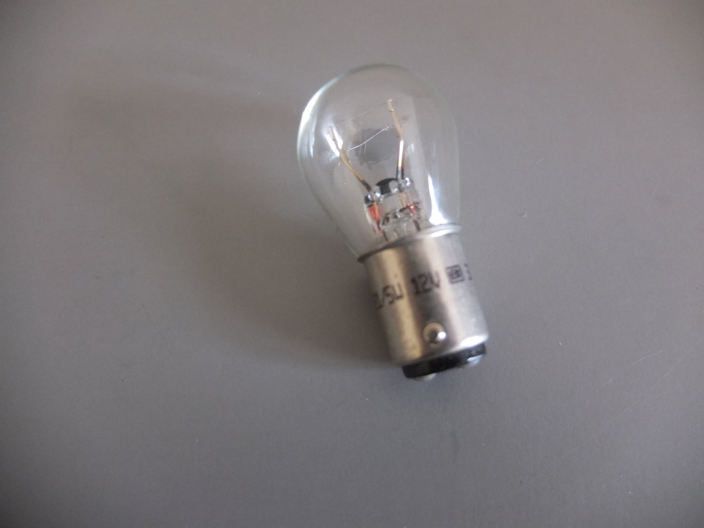 P9/126 Stop/Tail-light Bulb