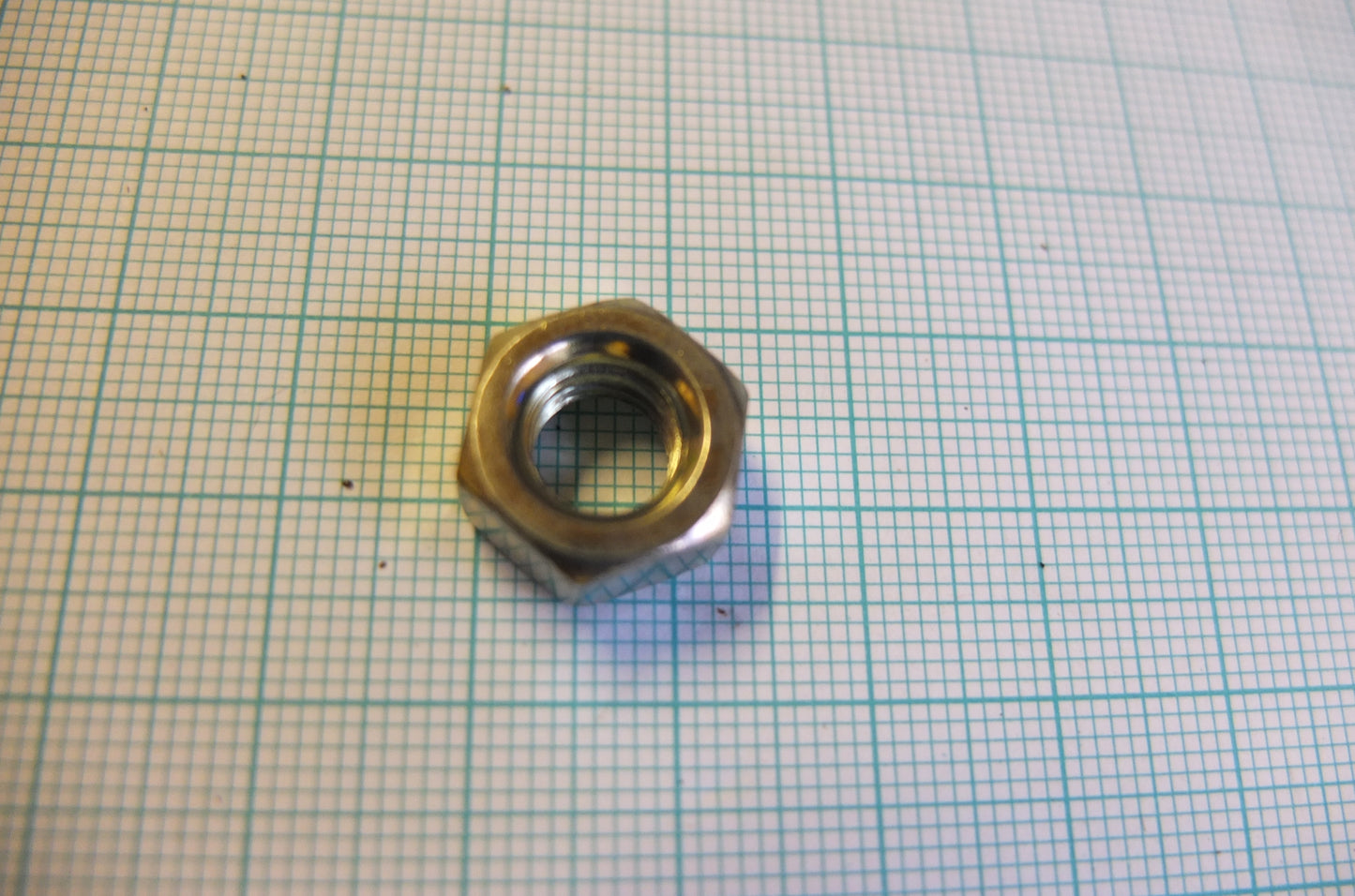P4/059 Fulcrum pin nut